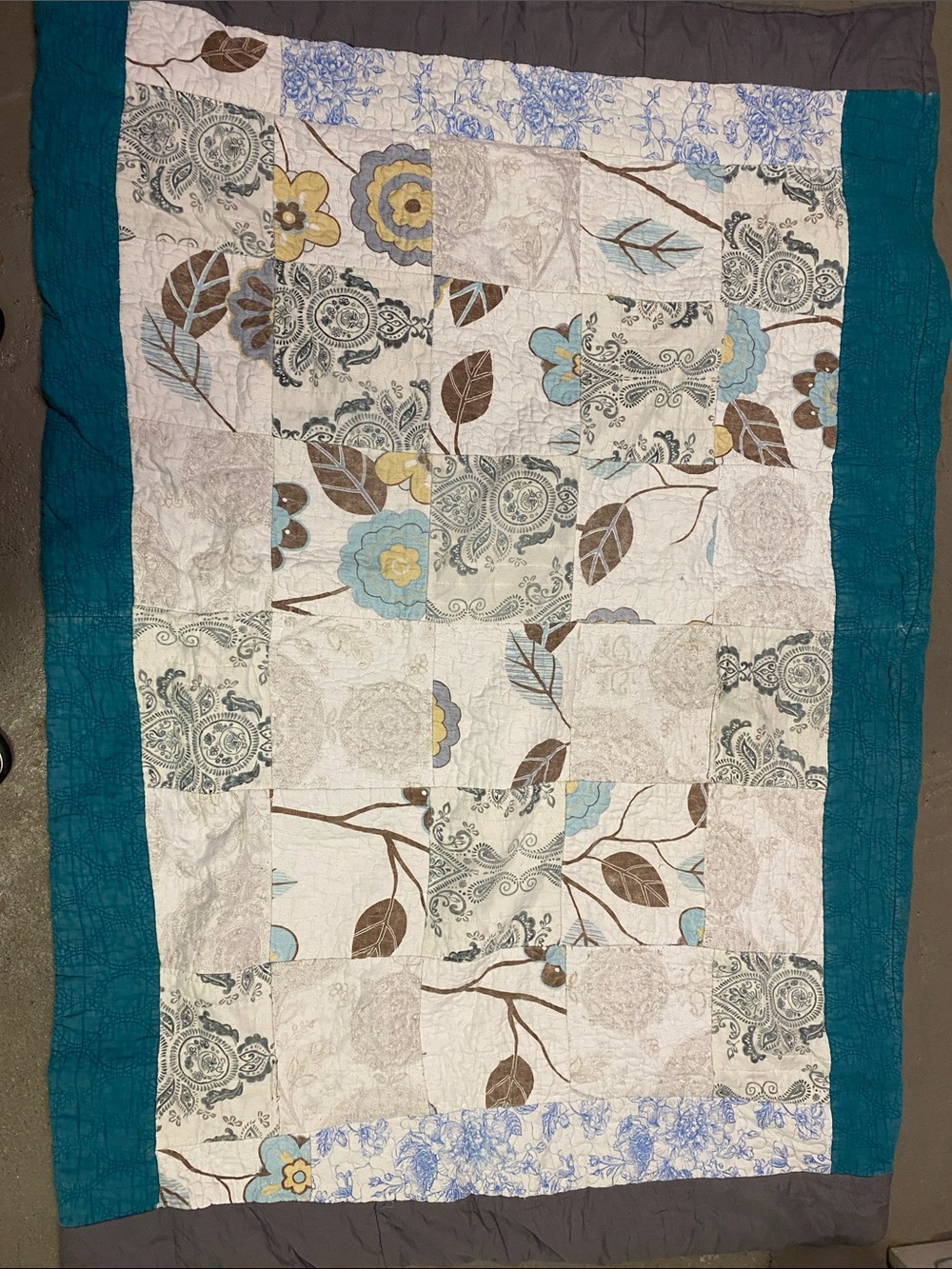 Teal & Cream Floral Patchwork Quilt